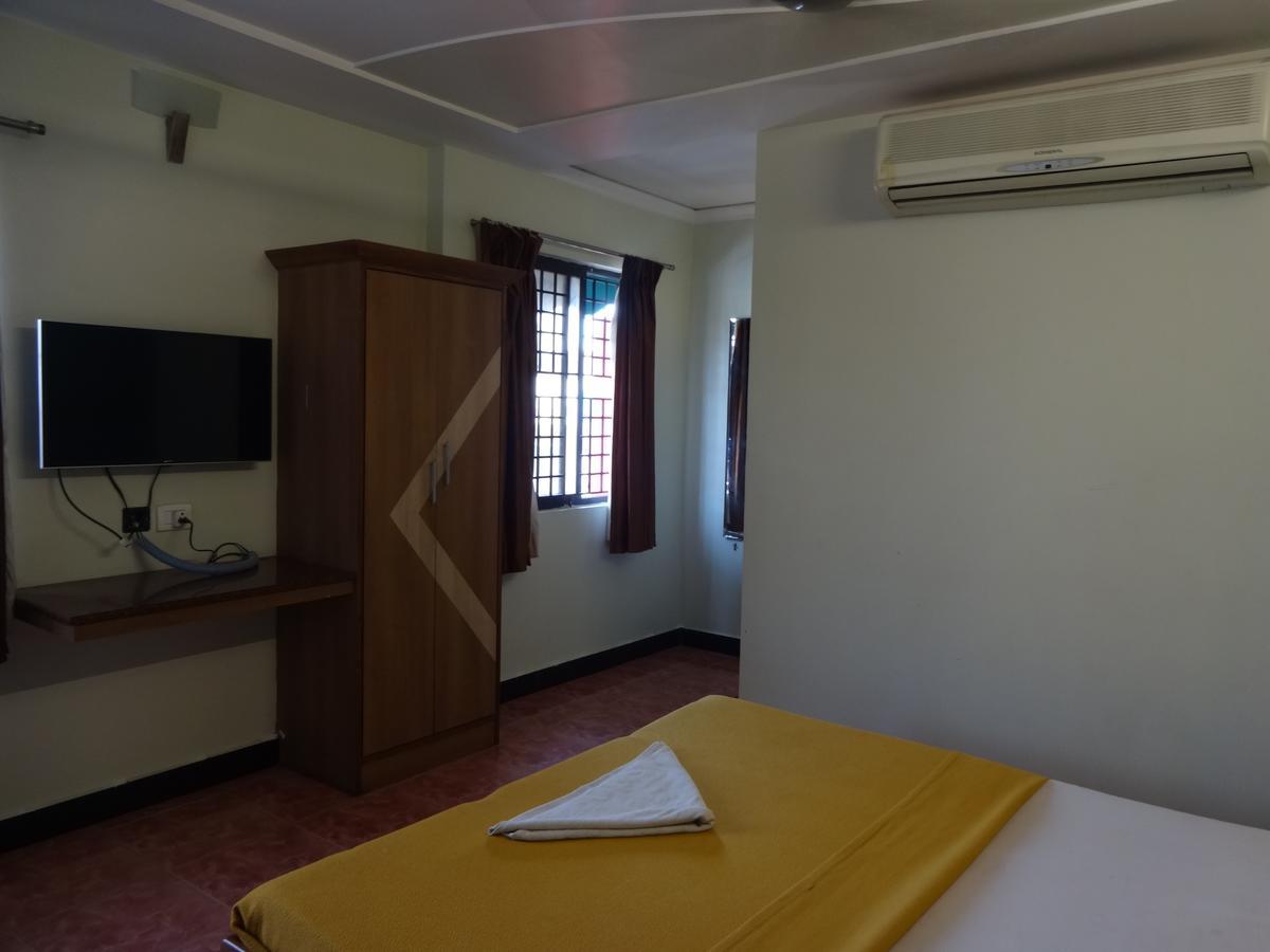 Hotel S R M Central Park Chennai Extérieur photo