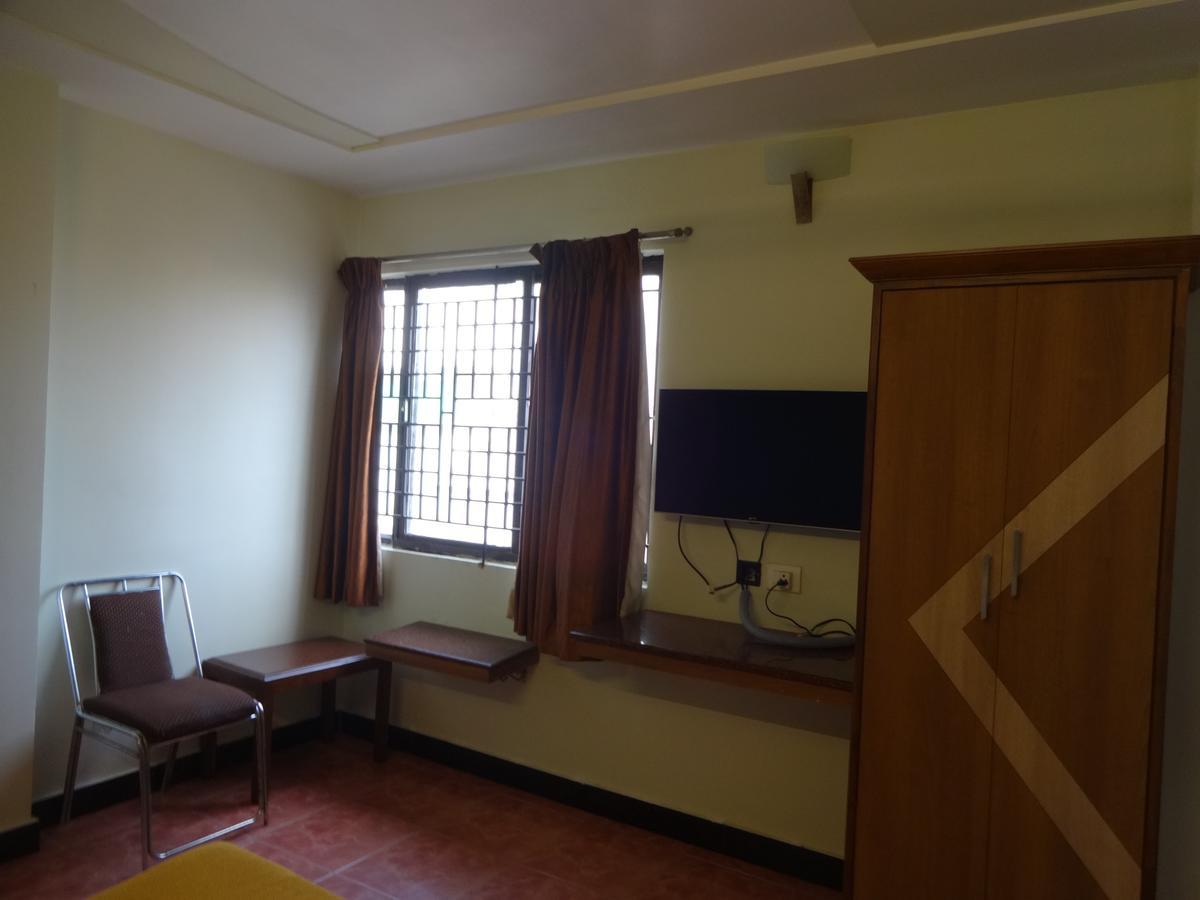 Hotel S R M Central Park Chennai Extérieur photo