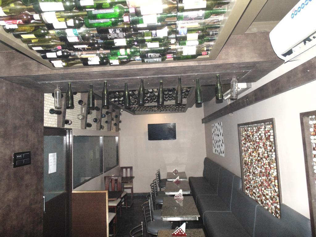 Hotel S R M Central Park Chennai Extérieur photo
