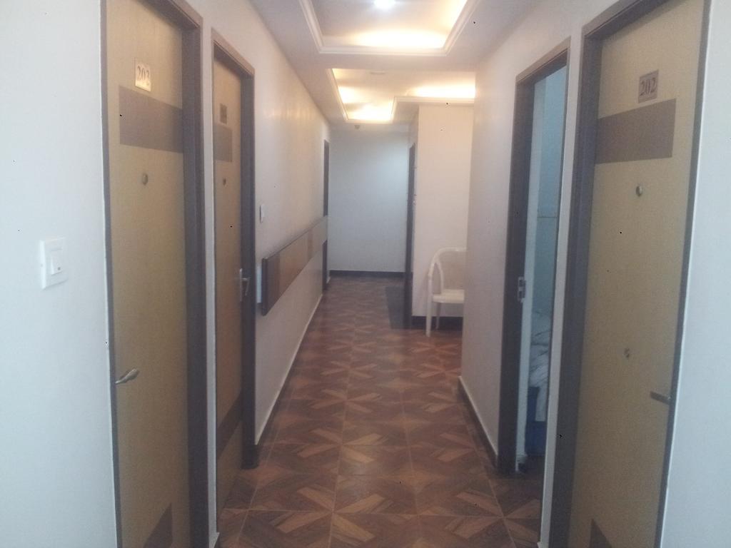 Hotel S R M Central Park Chennai Extérieur photo
